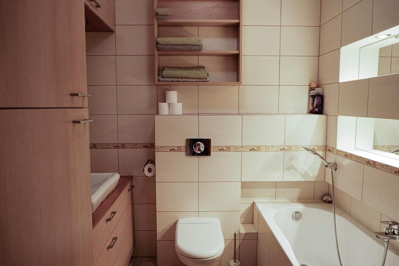Ferienwohnung Velvet Bemowo XII Warschau Exterior foto